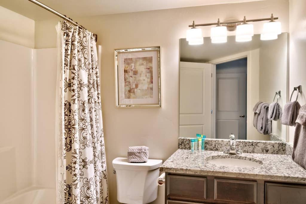 5C Sweet Redcliff Condo, Pool & Hot Tub Moab Bagian luar foto